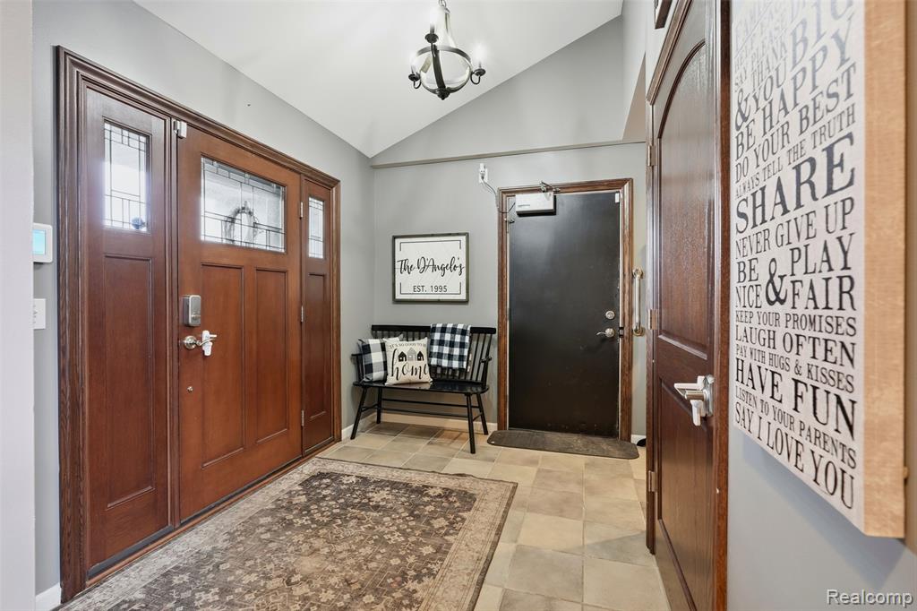 4216 North Nicholson Road Fowlerville, MI 48836 - Photo 7 of 59
