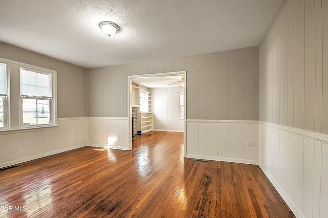 $339,900 | 2145 Highway 93, Fall Branch, TN 37656