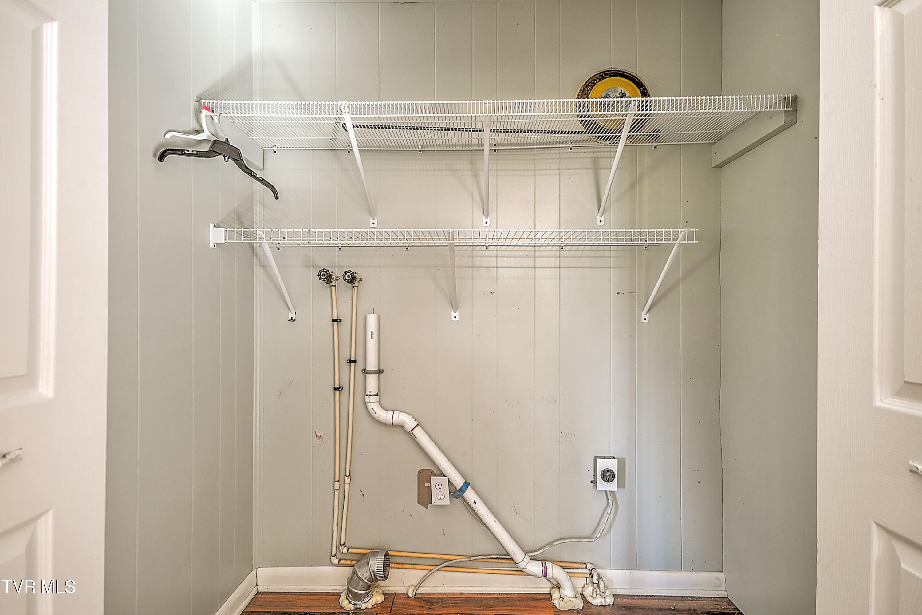 2145 Highway 93 Fall Branch, TN 37656 - Photo 18 of 63 2145 TN-93 GC-17