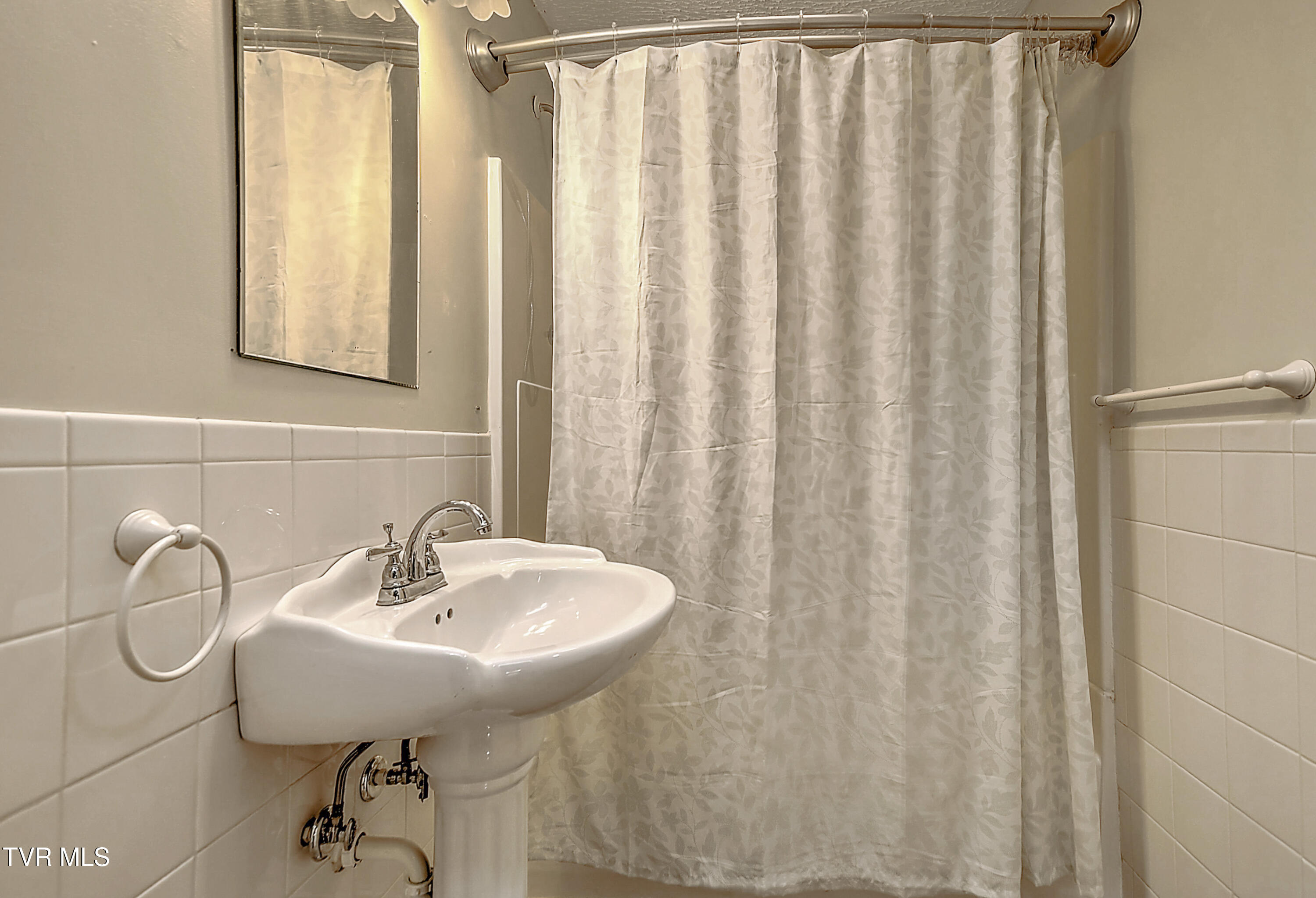 2145 Highway 93 Fall Branch, TN 37656 - Photo 24 of 63 2145 TN-93 GC-25