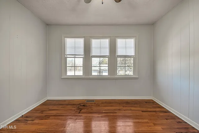 $339,900 | 2145 Highway 93, Fall Branch, TN 37656