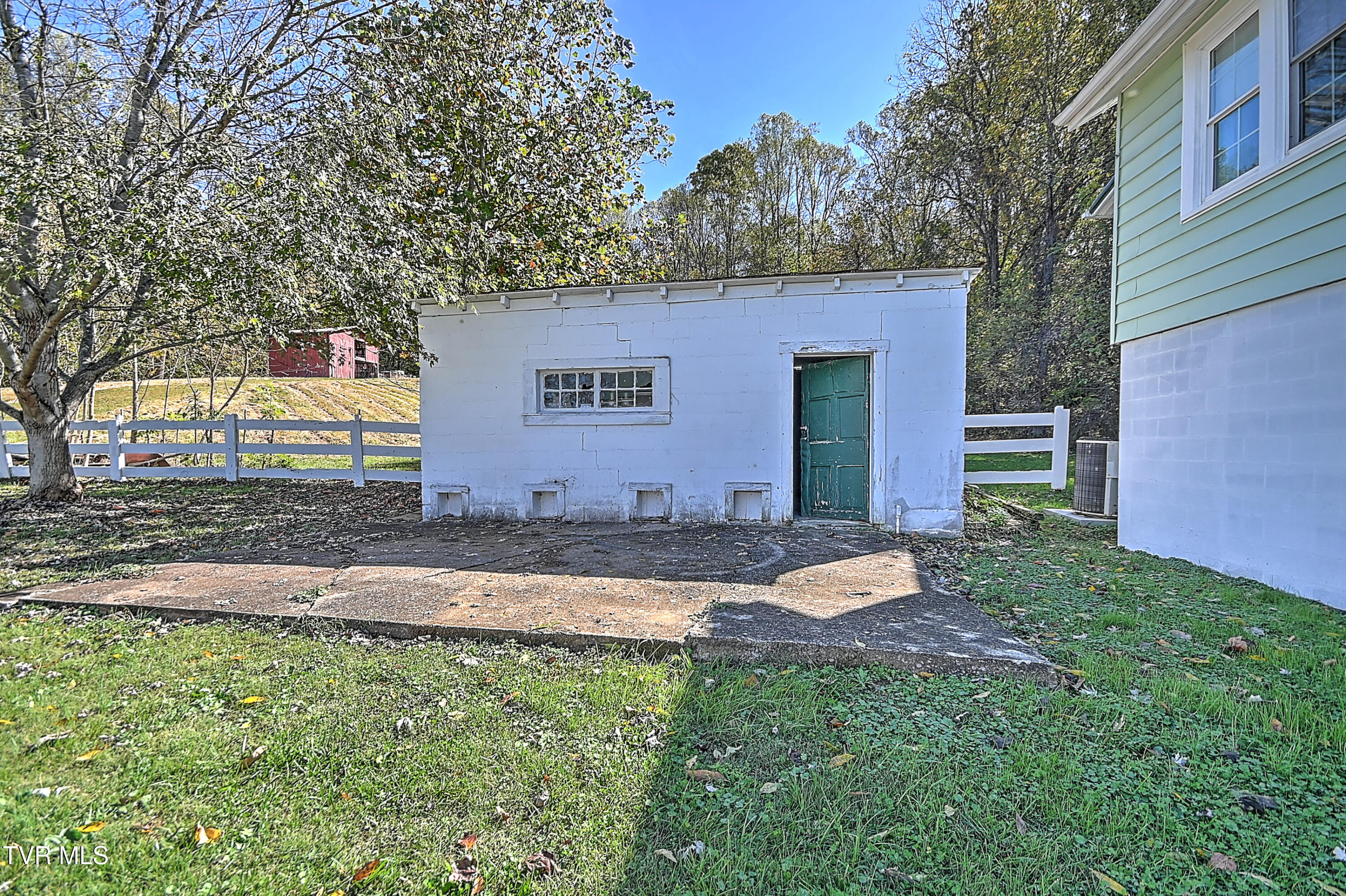 2145 Highway 93 Fall Branch, TN 37656 - Photo 39 of 63 2145 TN-93 GC-82