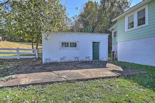 $339,900 | 2145 Highway 93, Fall Branch, TN 37656