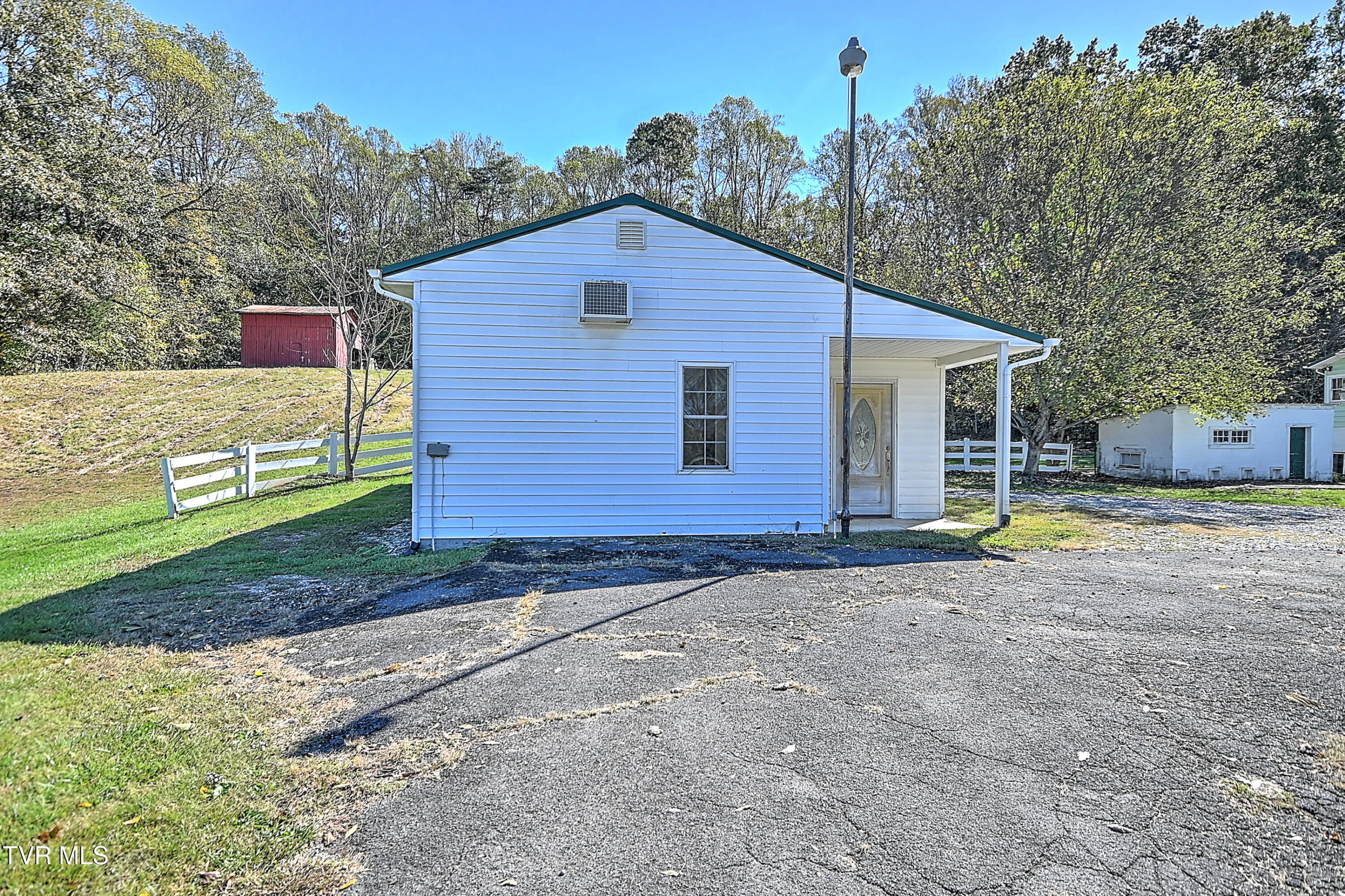2145 Highway 93 Fall Branch, TN 37656 - Photo 46 of 63 2145 TN-93 GC-96