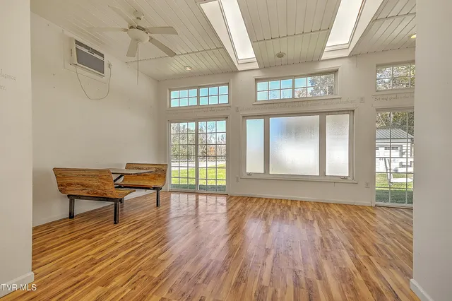 $339,900 | 2145 Highway 93, Fall Branch, TN 37656