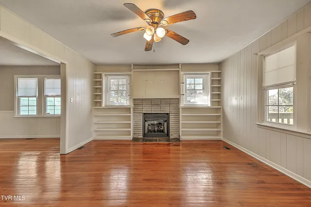 $339,900 | 2145 Highway 93, Fall Branch, TN 37656