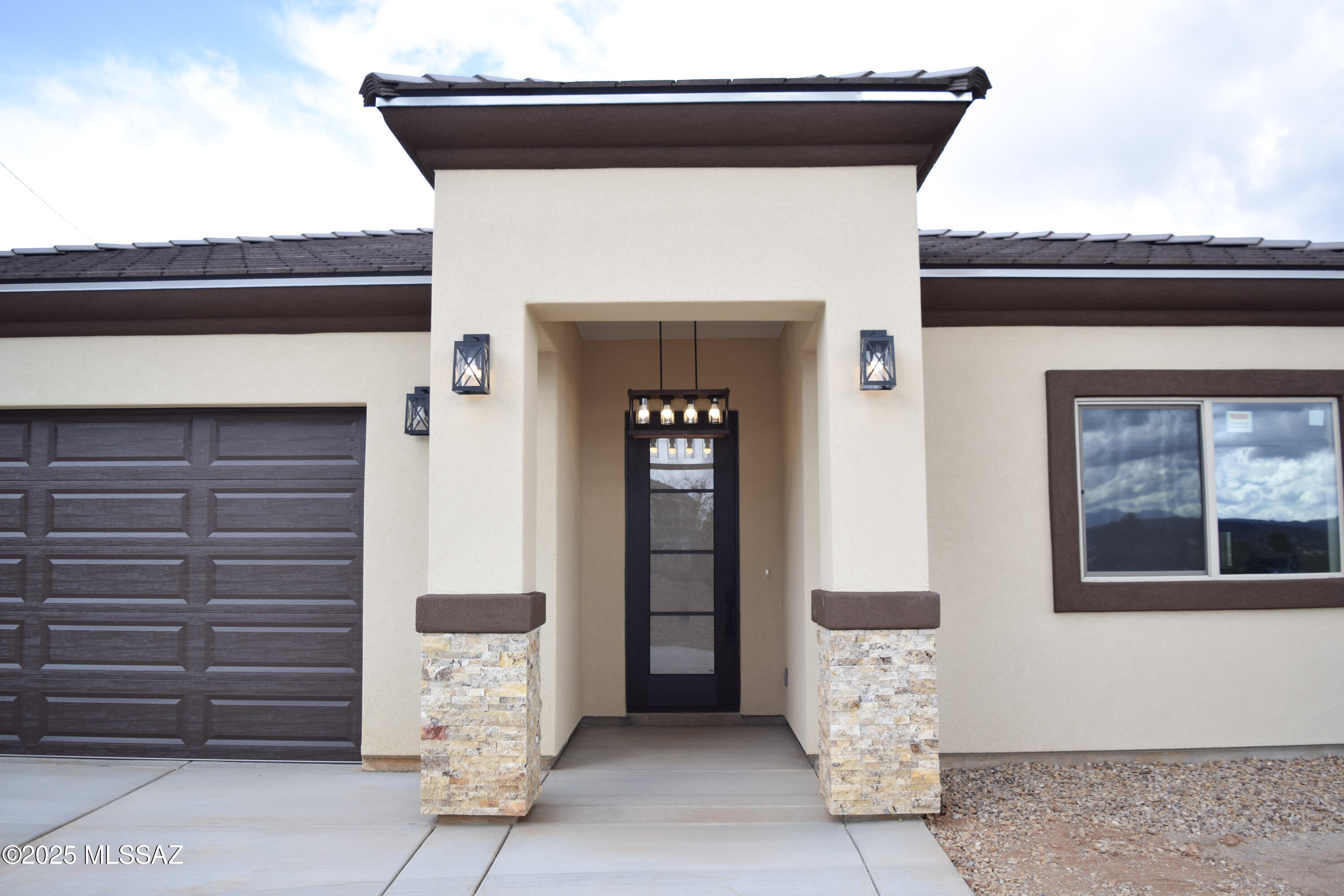 462 Calle Cipres Rio Rico, AZ 85648 - Photo 6 of 36 Gallery Image 6