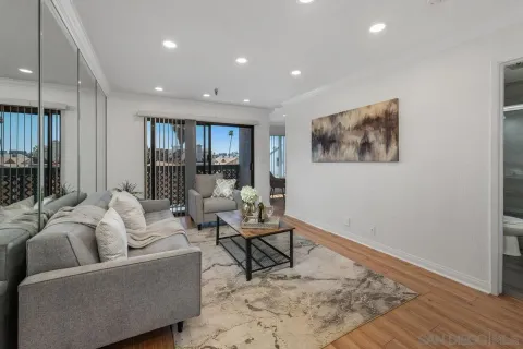 $599,000 | 2990 Mission Boulevard, Unit 303, San Diego, CA 92109