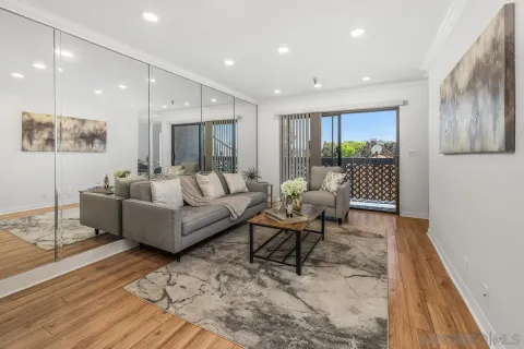 $599,000 | 2990 Mission Boulevard, Unit 303, San Diego, CA 92109
