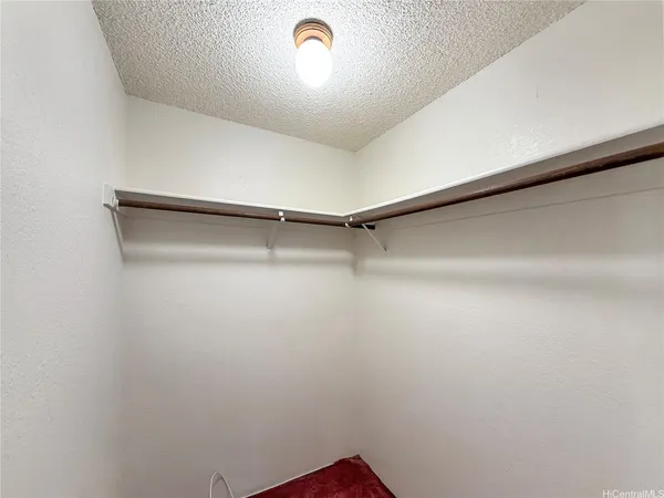 $4,000 | 94-679 Nuao Place, Waipahu, HI 96797