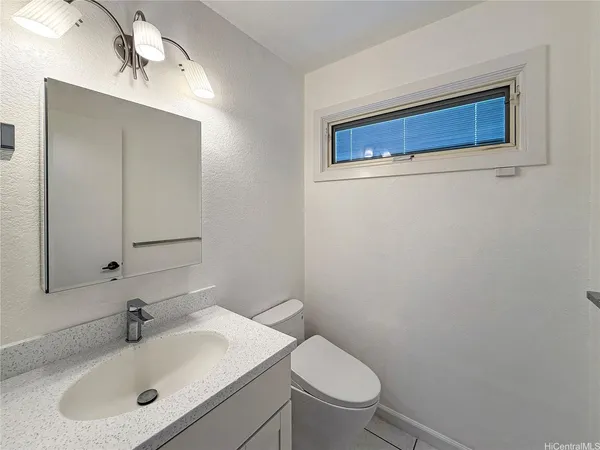 $4,000 | 94-679 Nuao Place, Waipahu, HI 96797