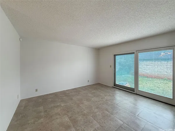 $4,000 | 94-679 Nuao Place, Waipahu, HI 96797