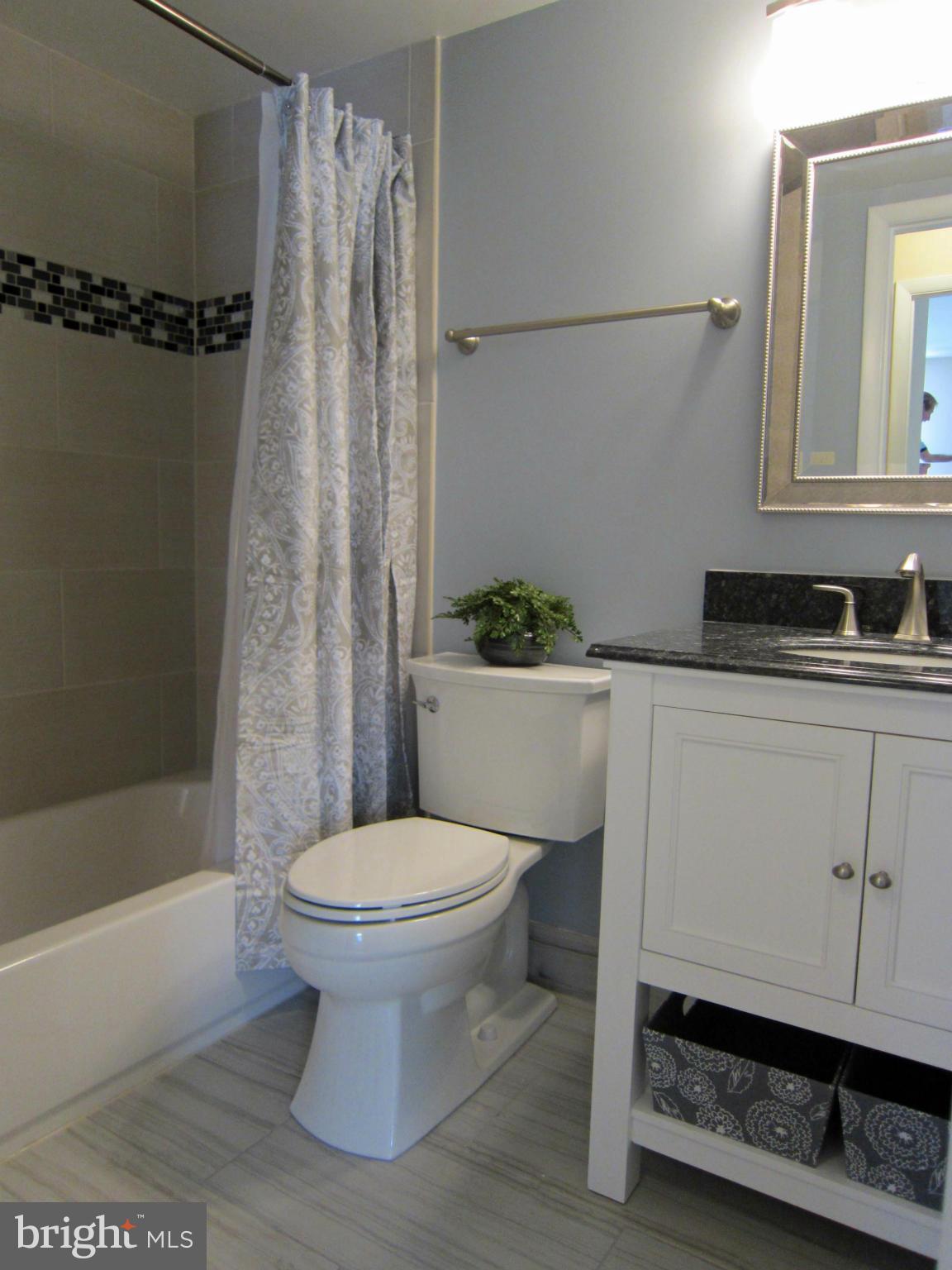 8302 Tobin Road, Unit 32 Annandale, VA 22003 - Photo 18 of 28 Bath