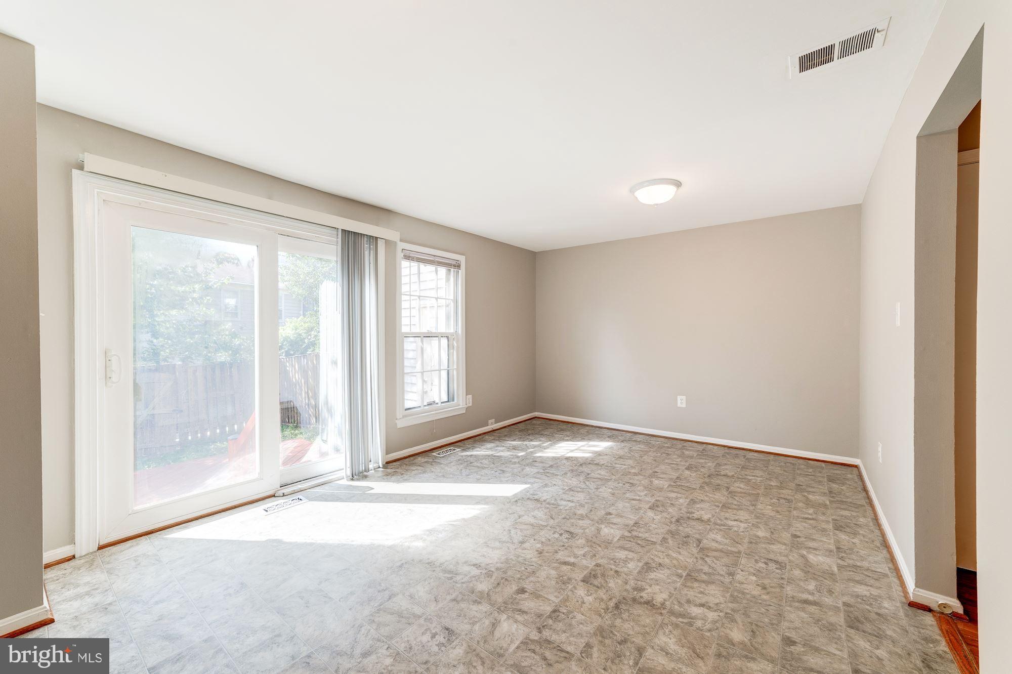7996 Northumberland Road Springfield, VA 22153 - Photo 11 of 30 Kitchen