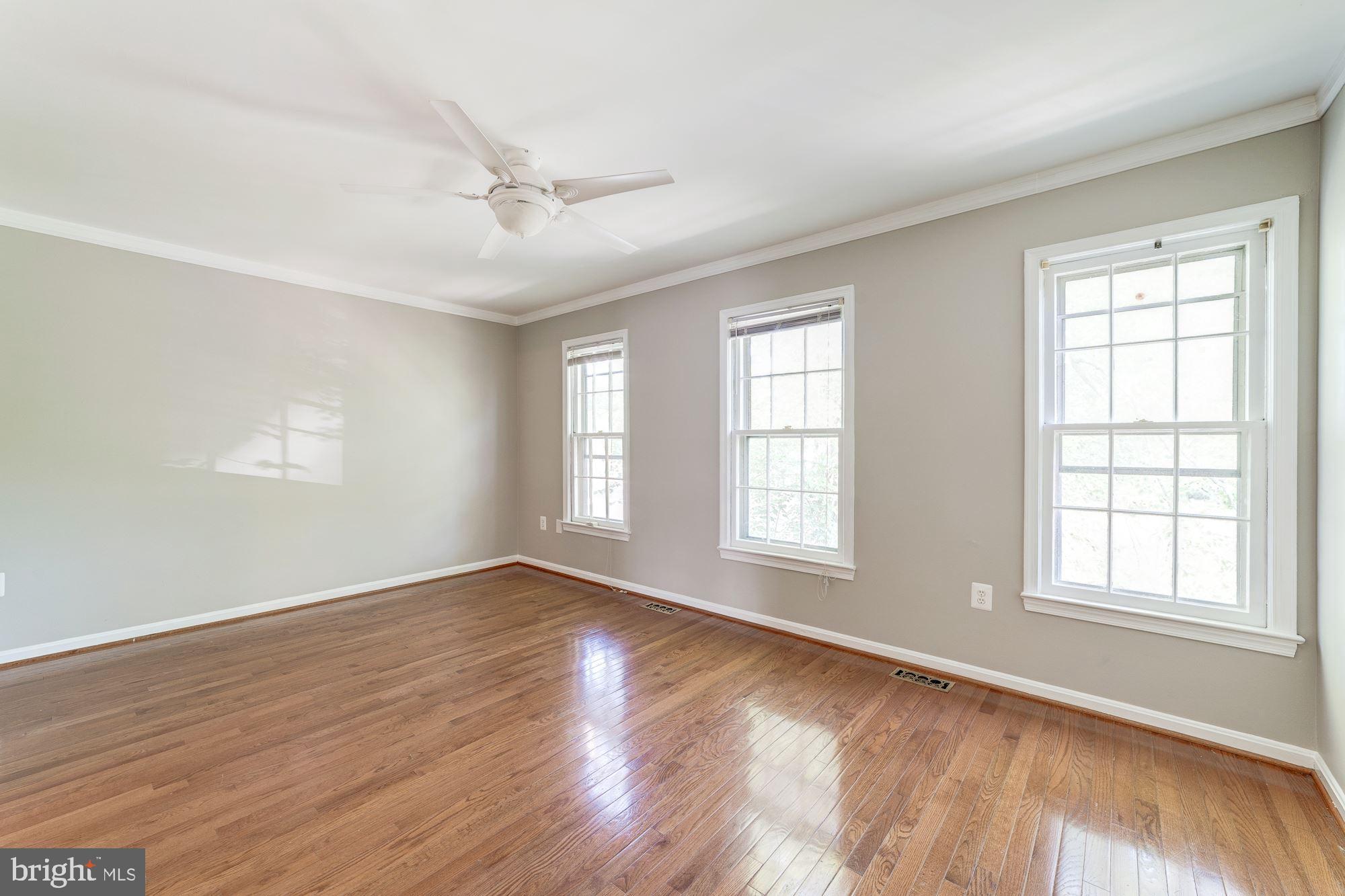 7996 Northumberland Road Springfield, VA 22153 - Photo 17 of 30 Master Bedroom