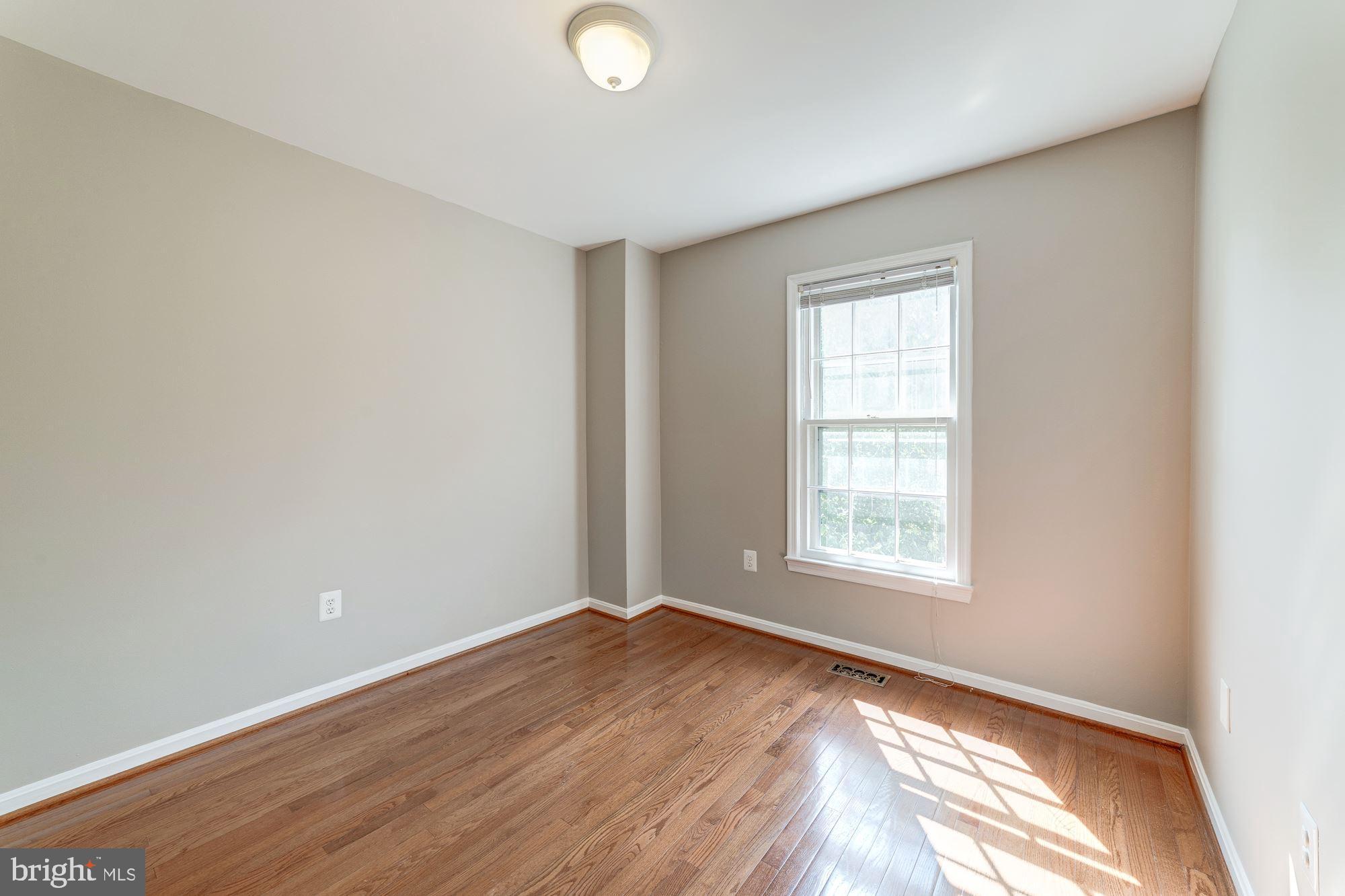 7996 Northumberland Road Springfield, VA 22153 - Photo 22 of 30 Bedroom 3