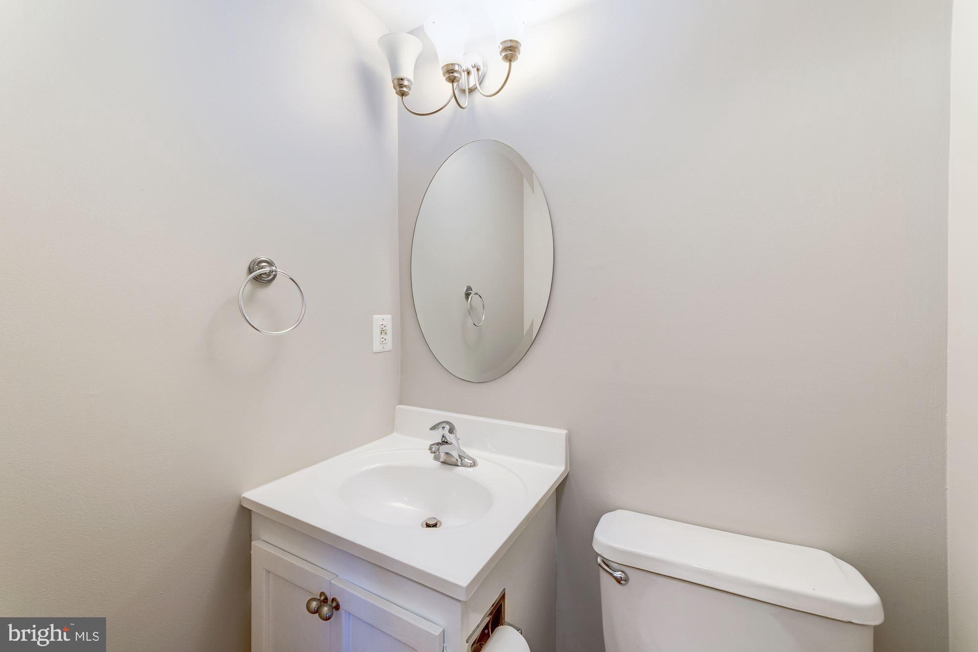 7996 Northumberland Road Springfield, VA 22153 - Photo 10 of 30 Half Bath - Main Level