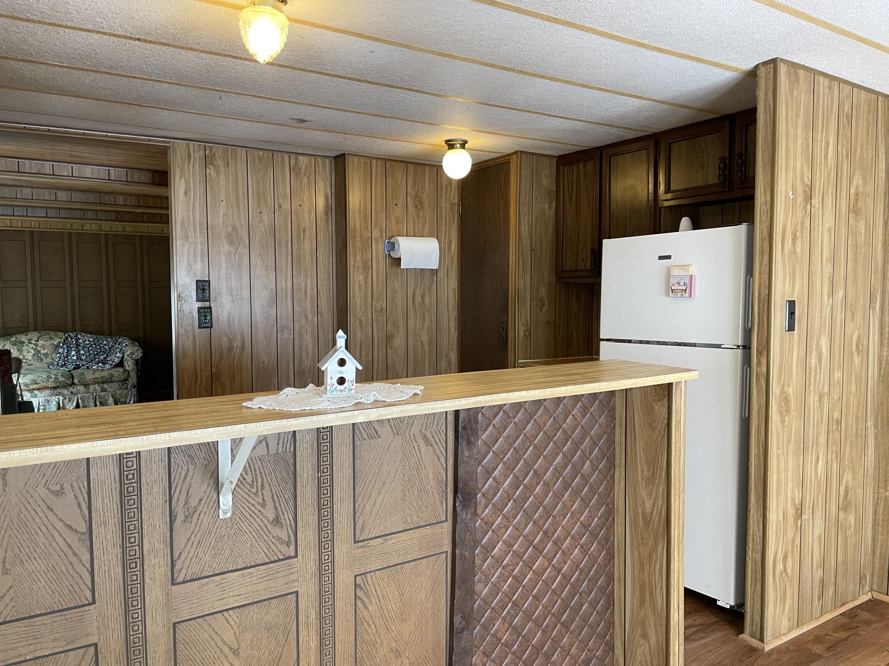 32 Hapgood Road Harrison, ME 04040 - Photo 11 of 37 Breakfast Bar