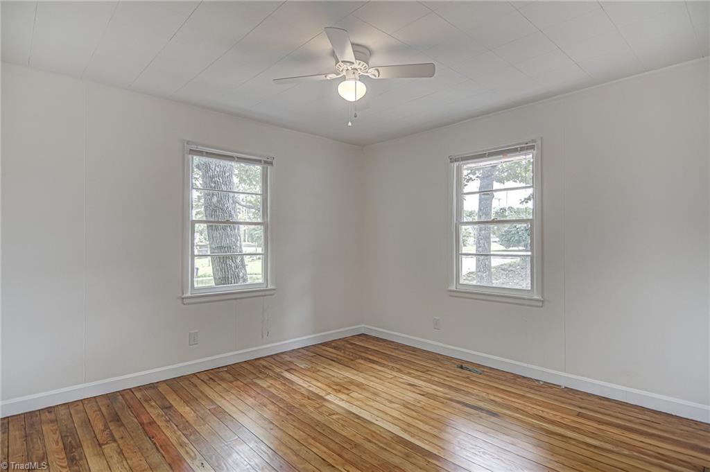 319 Avery Avenue High Point, NC 27265 - Photo 15 of 26