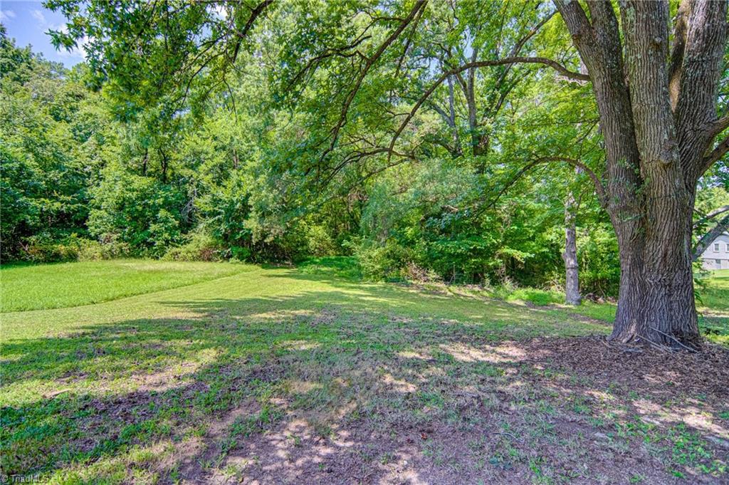 319 Avery Avenue High Point, NC 27265 - Photo 25 of 26