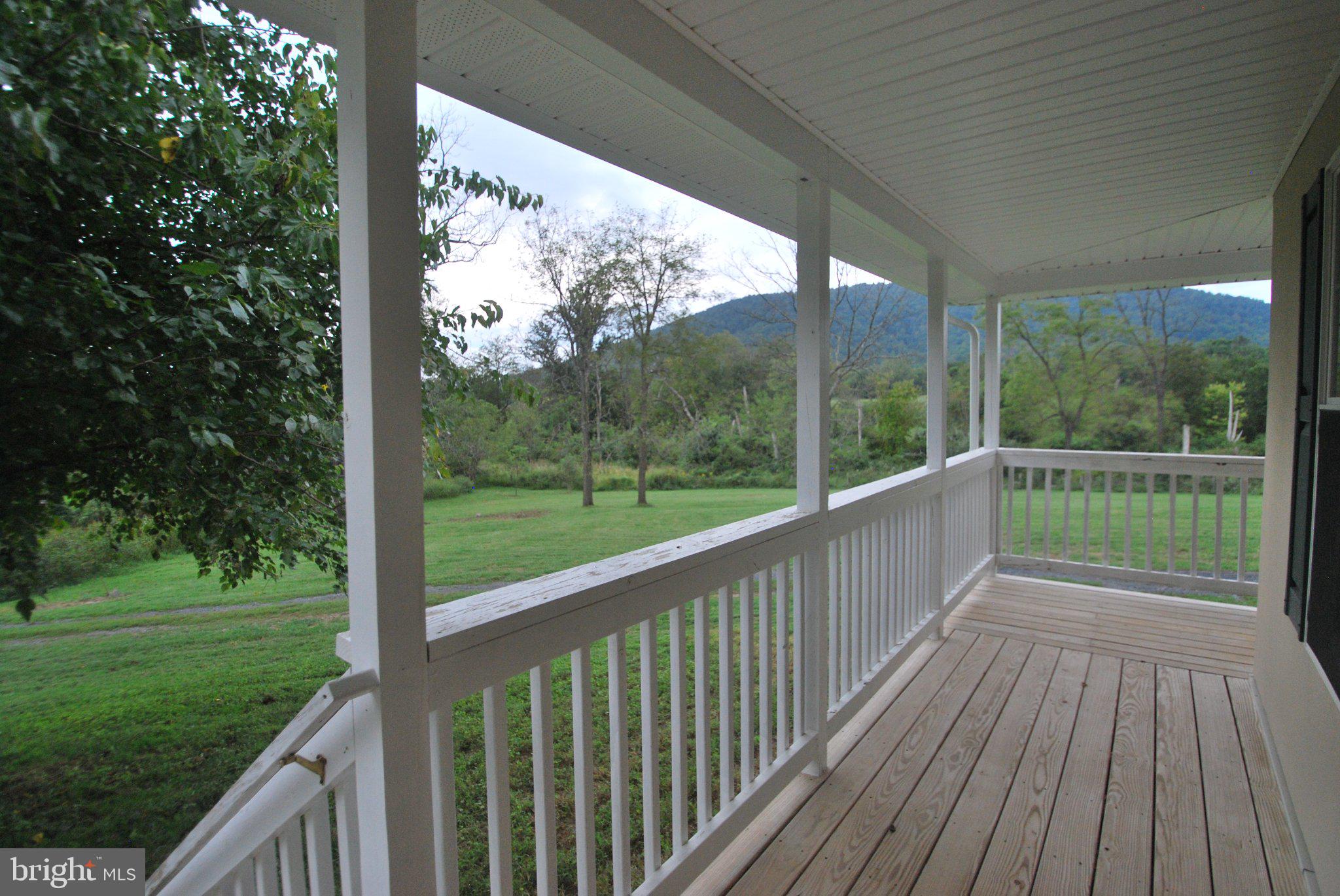 10266 Hume Road Marshall, VA 20115 - Photo 10 of 20 Gallery Image 10