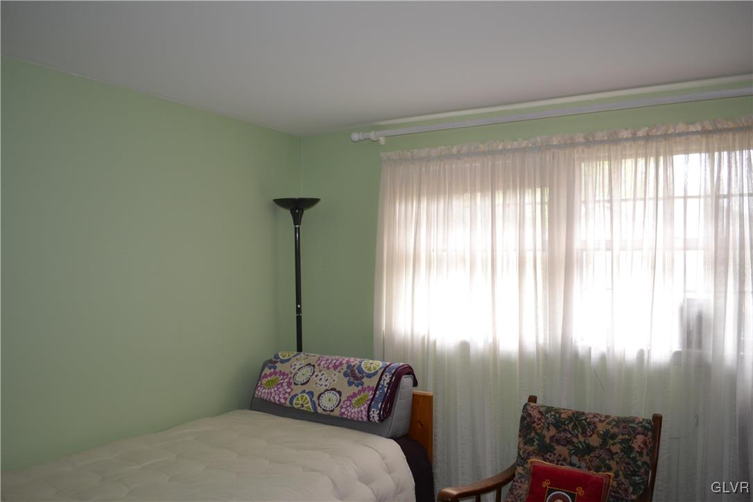 1890 Abington Road Bethlehem, PA 18018 - Photo 28 of 37 Gallery Image 28