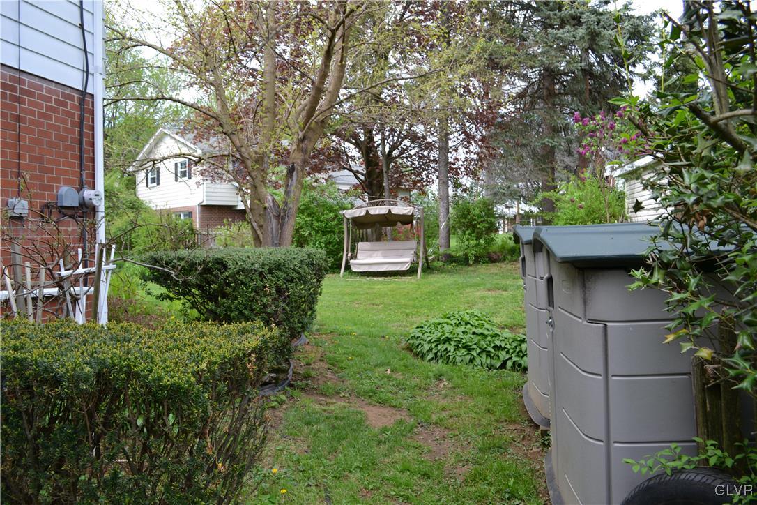 1890 Abington Road Bethlehem, PA 18018 - Photo 30 of 37 Gallery Image 30