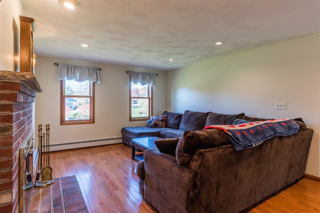 21 Stevens Road Pelham, NH 03076 - Photo 22 of 37
