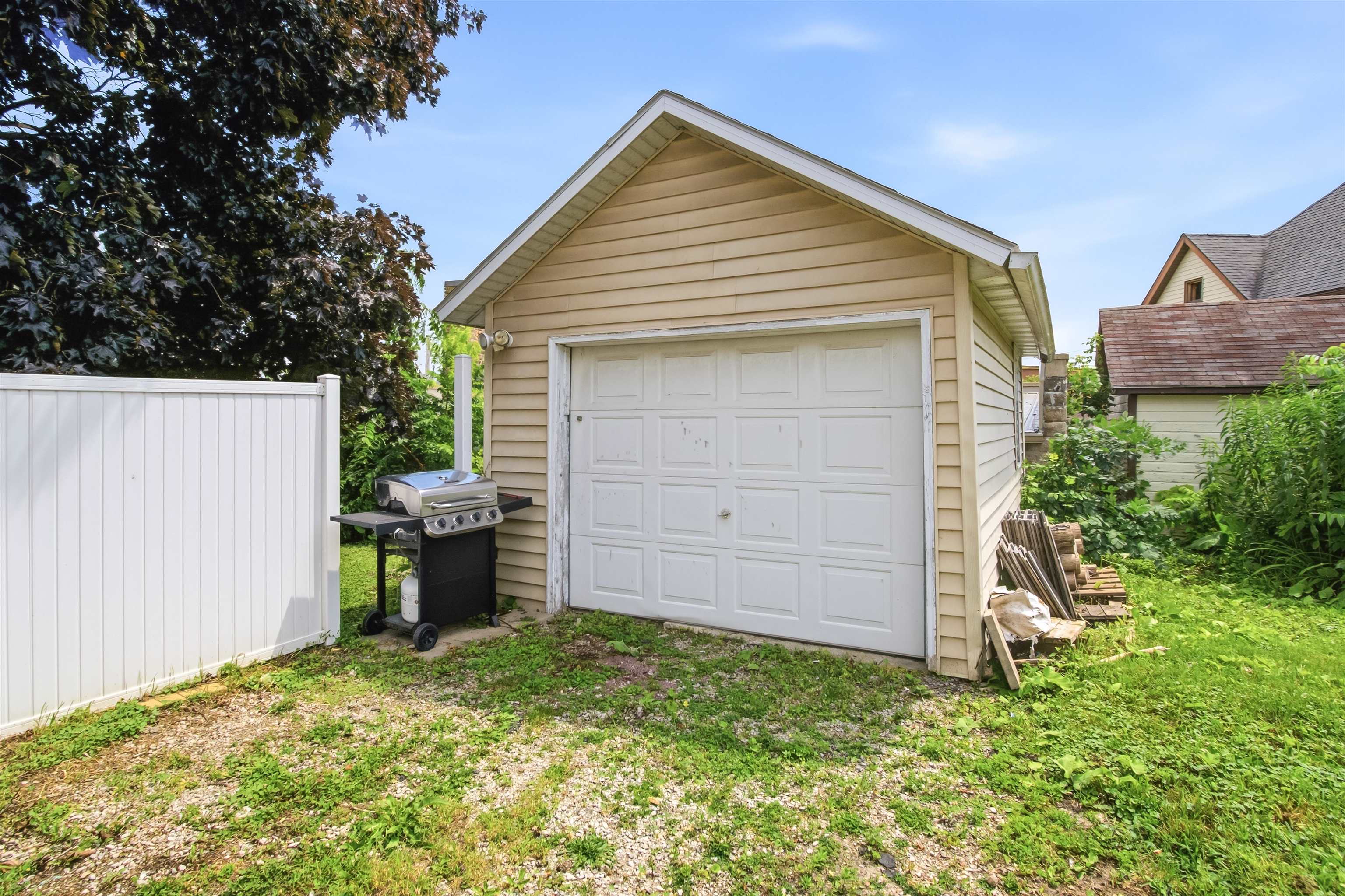313 Front Street Beaver Dam, WI 53916 - Photo 40 of 48