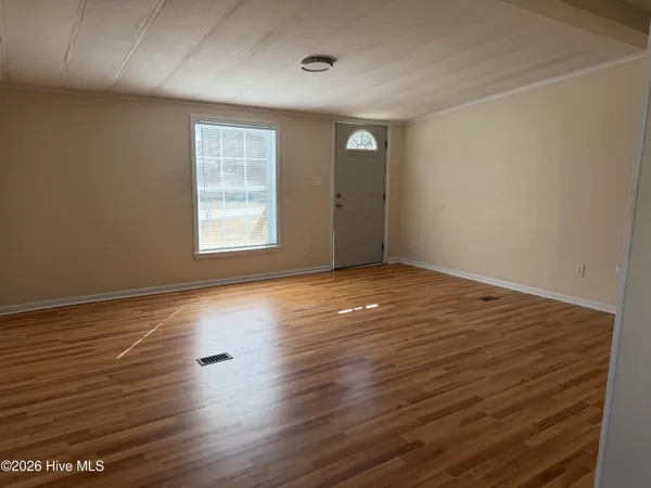 $1,350 | 119 Starwood Circle, Unit 12, Jacksonville, NC 28540