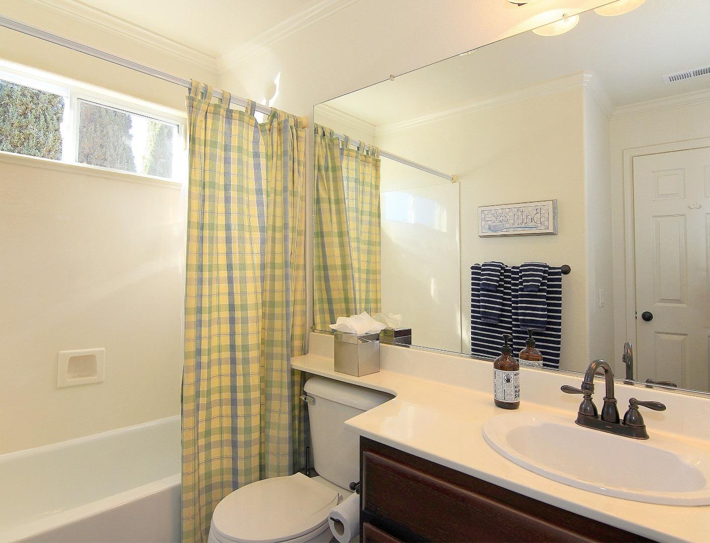 1300 Quail Ridge Way Hollister, CA 95023 - Photo 25 of 45 Gallery Image 25