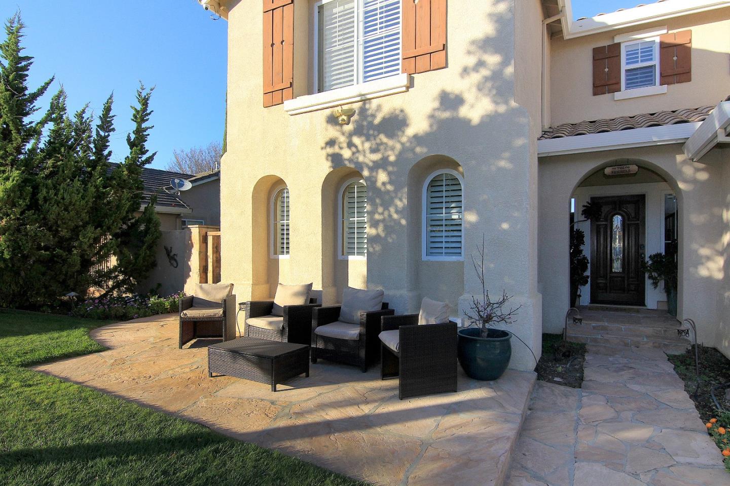 1300 Quail Ridge Way Hollister, CA 95023 - Photo 5 of 45 Gallery Image 5