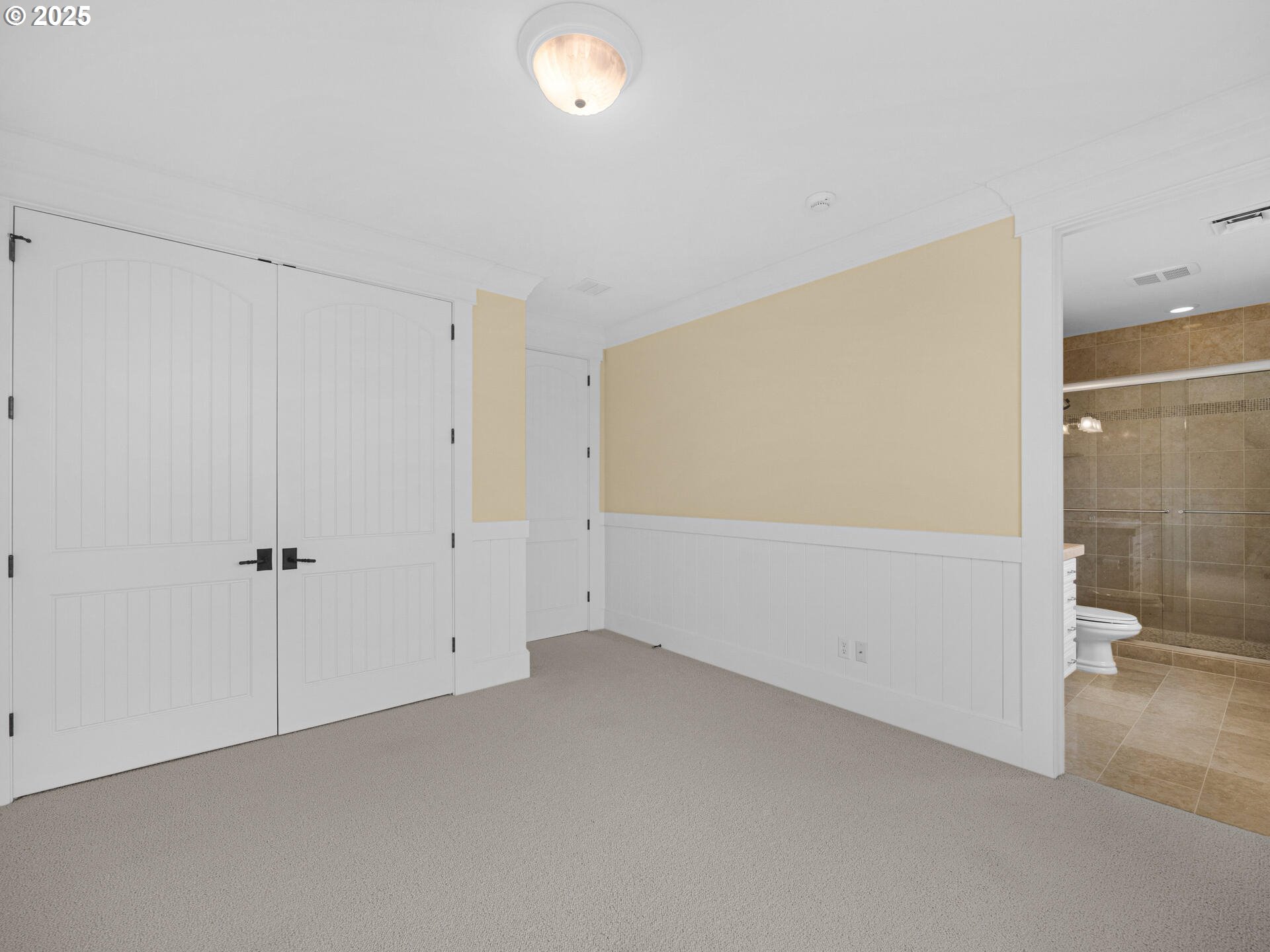 88902 Pinehurst Road Gearhart, OR 97138 - Photo 37 of 48 a view of room