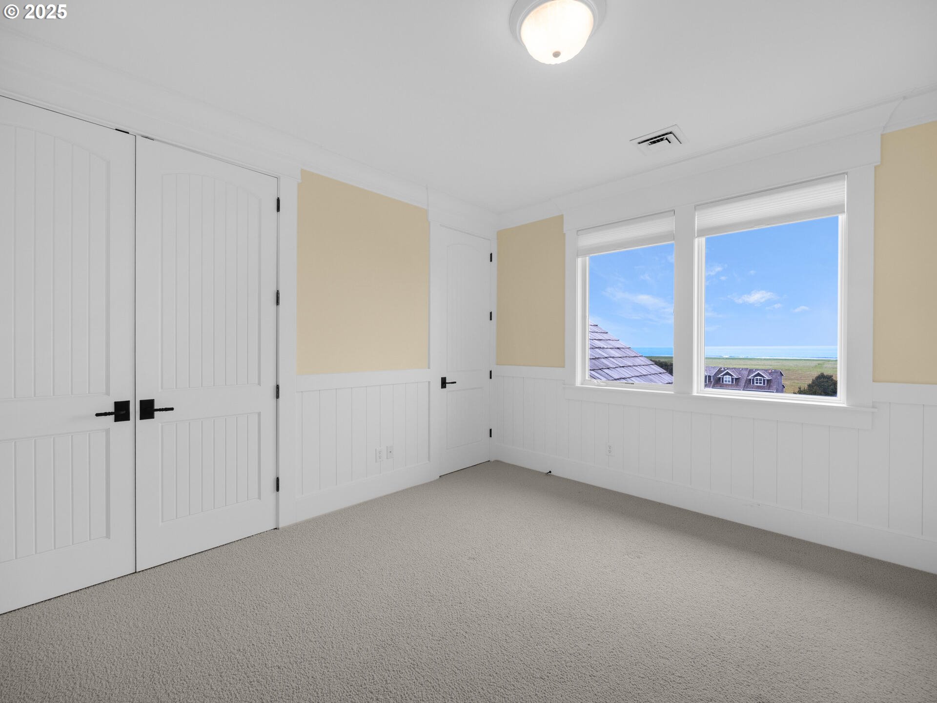 88902 Pinehurst Road Gearhart, OR 97138 - Photo 39 of 48 a view of an empty room with a window