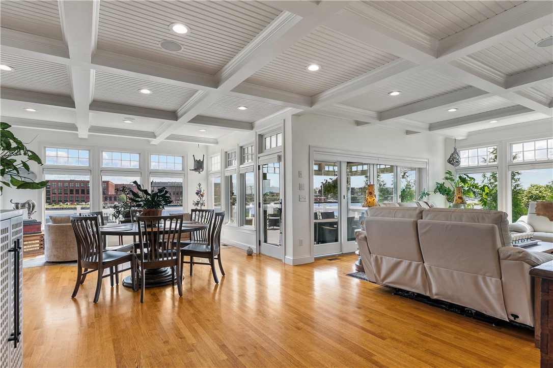 22 Tyler Point Road Barrington, RI 02806 - Photo 10 of 50 Gallery Image 10