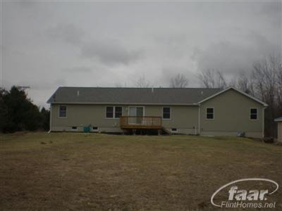 4606 Skelton Road Columbiaville, MI 48421 - Photo 2 of 10 20243286-1.JPG
