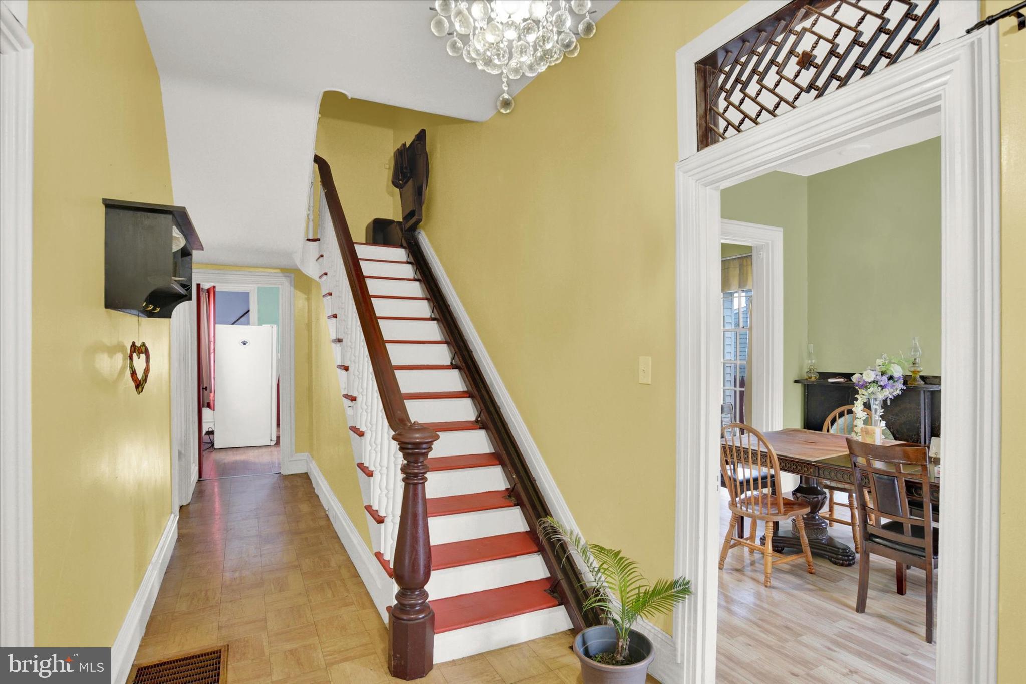 471 State Street Enola, PA 17025 - Photo 4 of 35 Foyer