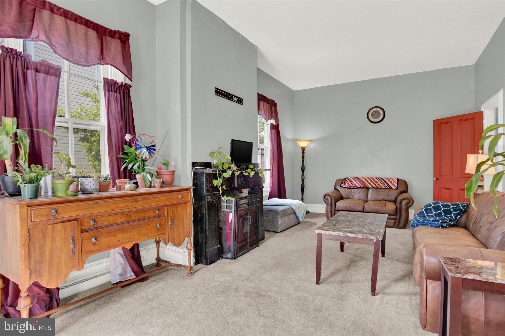 471 State Street Enola, PA 17025 - Photo 7 of 35 Family Room