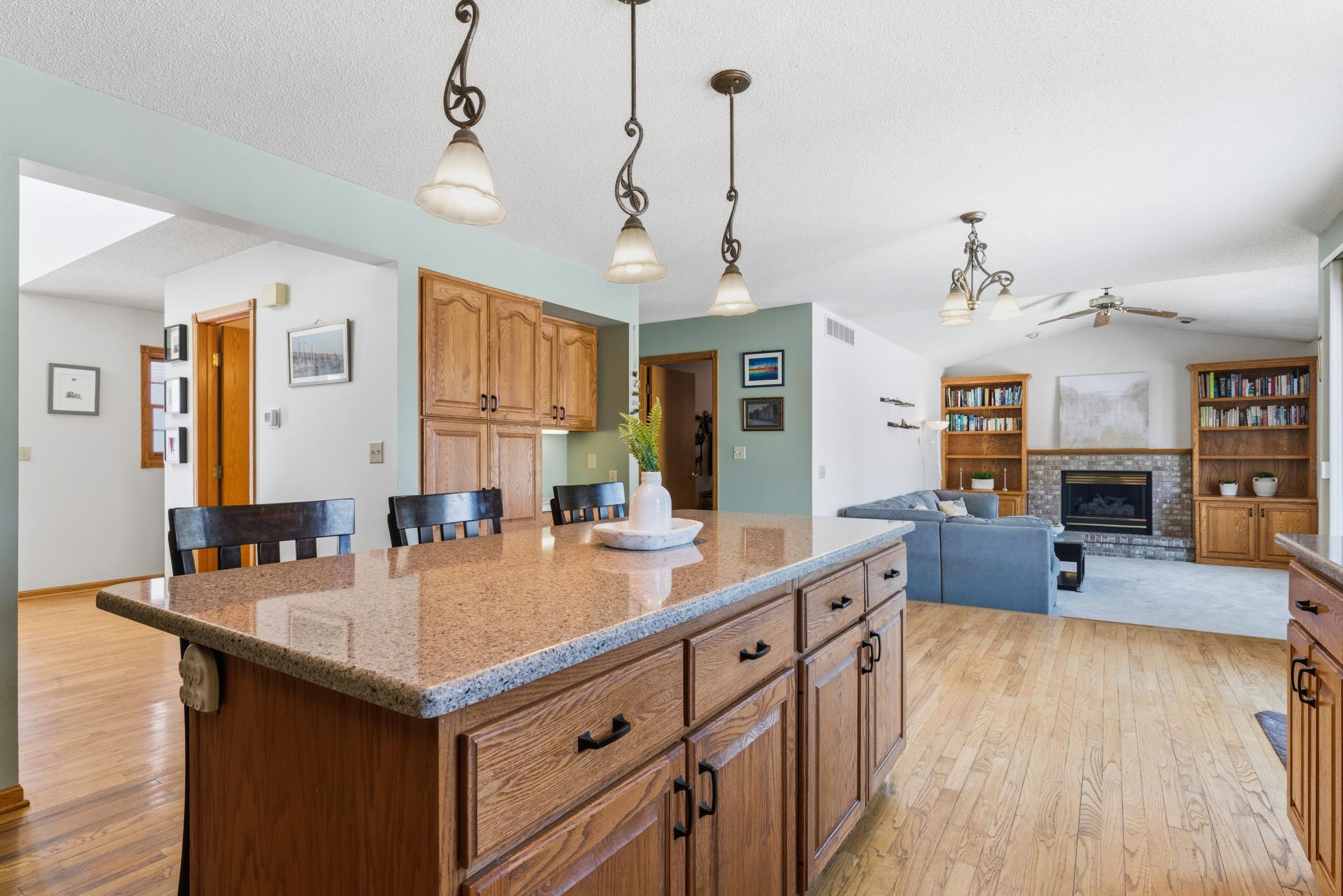 2227 Viola Heights Drive Northeast Rochester, MN 55906 - Photo 15 of 50
