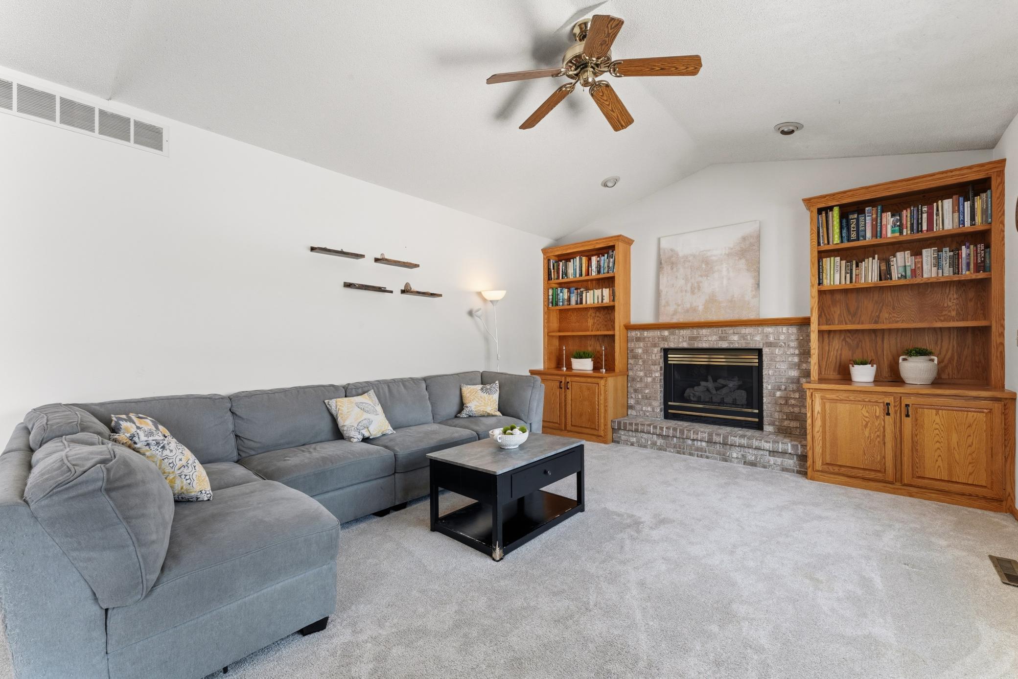 2227 Viola Heights Drive Northeast Rochester, MN 55906 - Photo 18 of 50