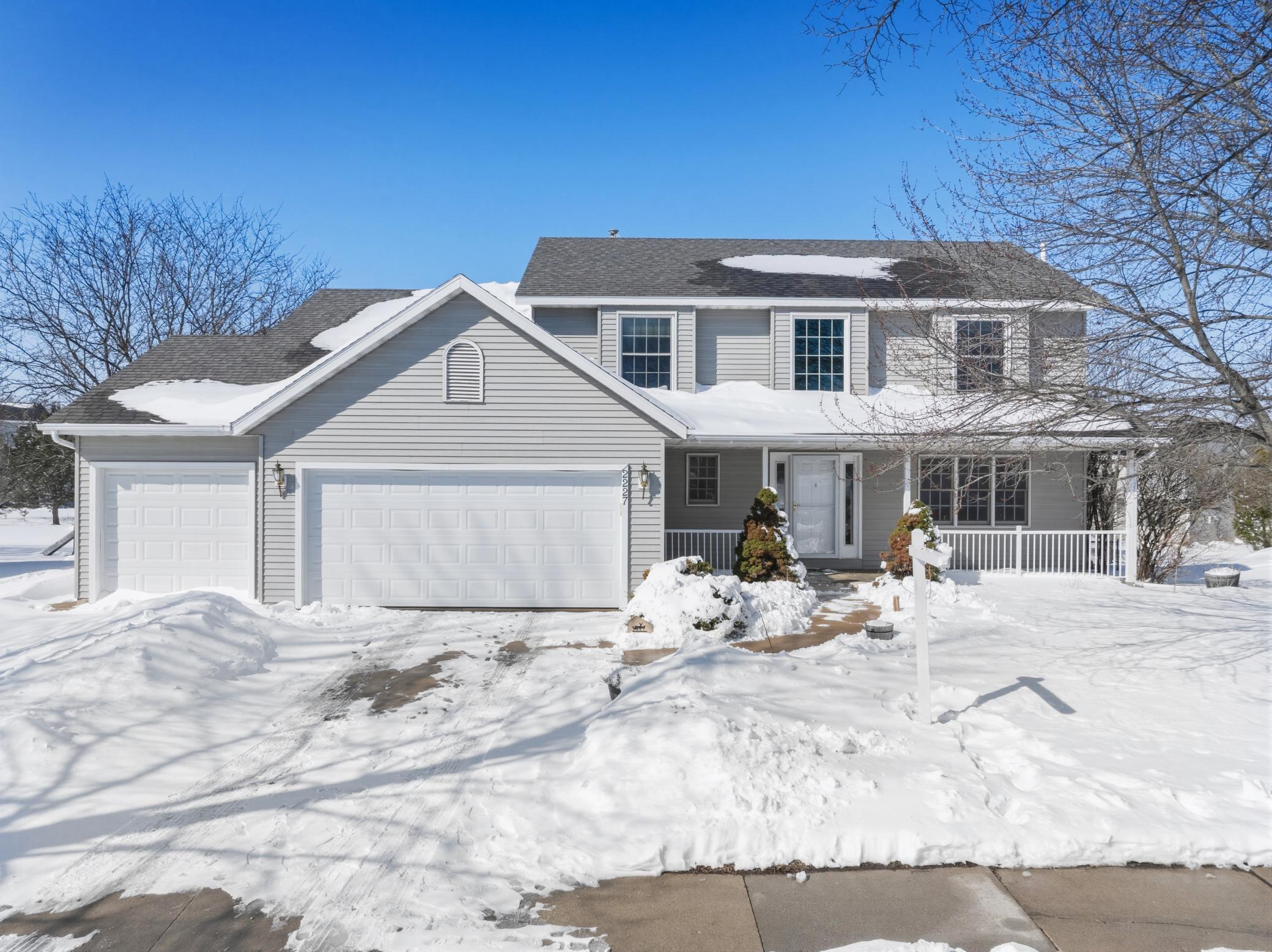 2227 Viola Heights Drive Northeast Rochester, MN 55906 - Photo 4 of 50