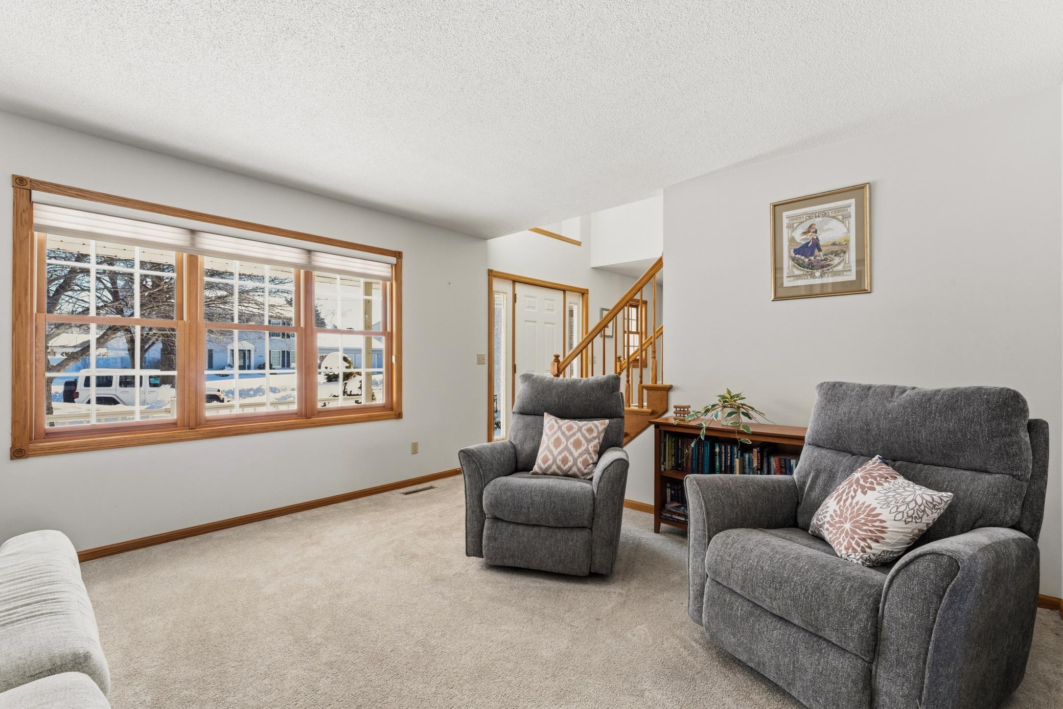 2227 Viola Heights Drive Northeast Rochester, MN 55906 - Photo 6 of 50