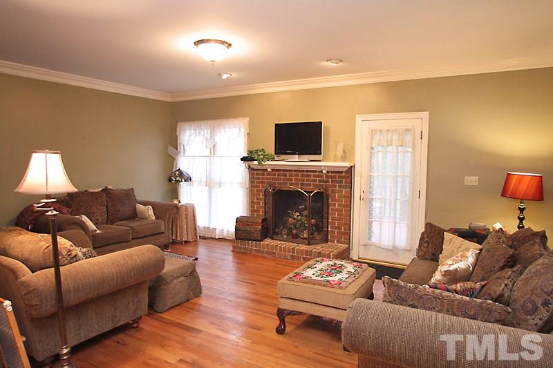 8314 Wycombe Lane Raleigh, NC 27615 - Photo 6 of 13 Gallery Image 6
