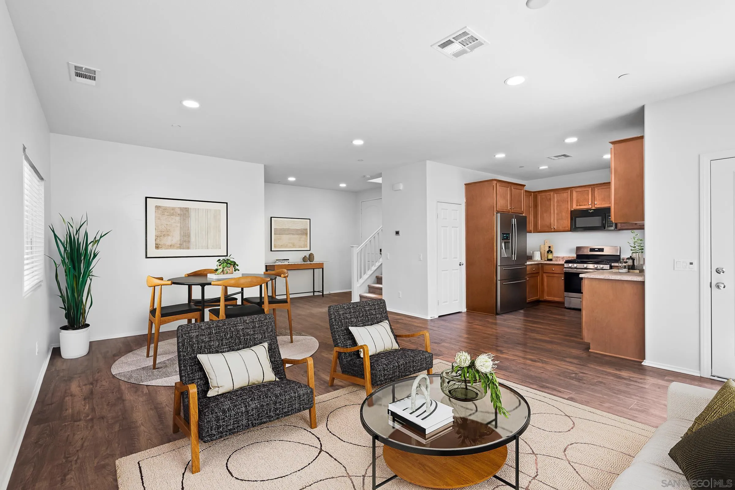 333 Dun Blazer Way Fallbrook, CA 92028 - Photo 3 of 34 Gallery Image 3