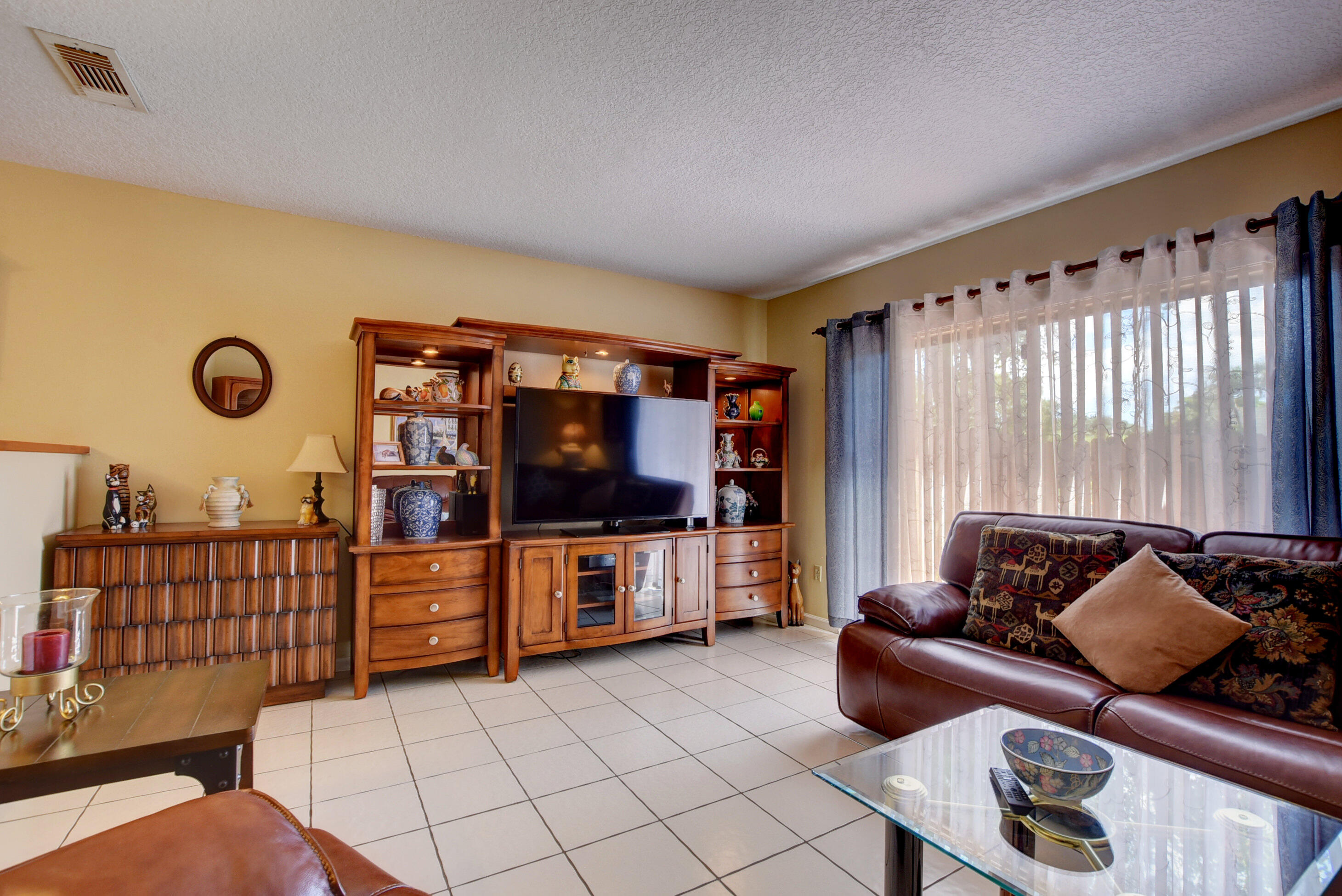 23358 Southwest 55th Avenue, Unit D Boca Raton, FL 33433 - Photo 3 of 19 Living Room