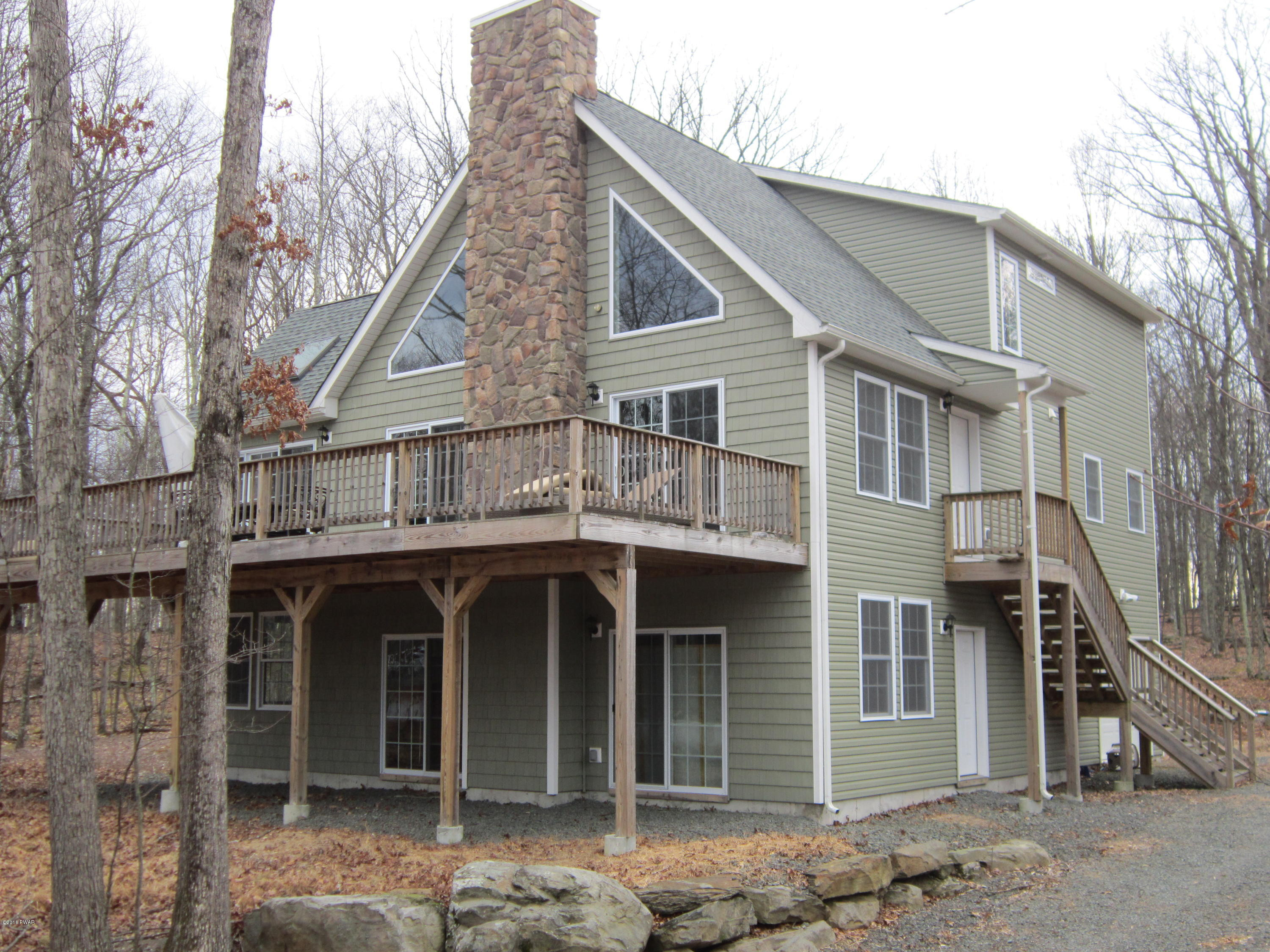 141 Tanager Road Lackawaxen, PA 18435 - Photo 1 of 37 Main