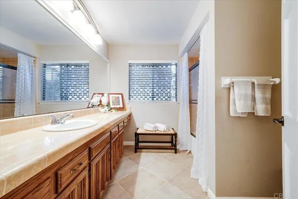 $899,000 | 15937 Litten Way, Ramona, CA 92065