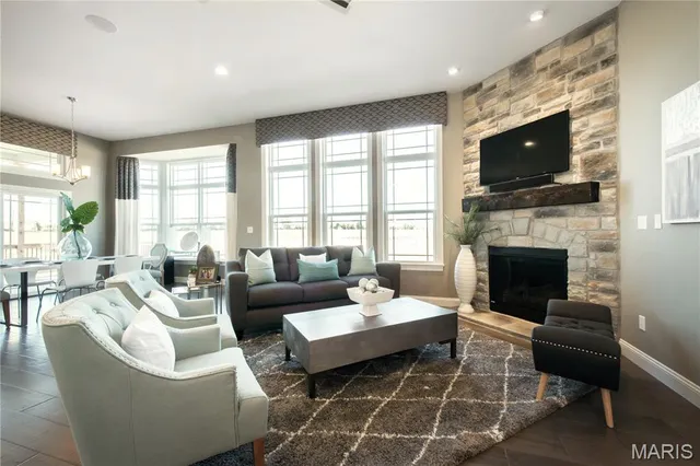 $684,200 | New Build New Build Glacier E At Dragonstone Dardenne Prairie, Dardenne Prairie, MO 63368