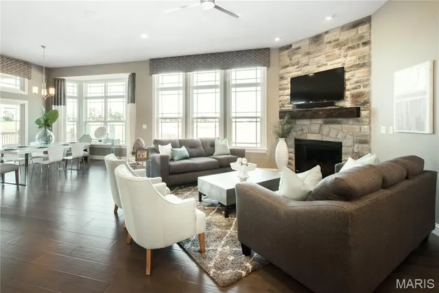 $684,200 | New Build New Build Glacier E At Dragonstone Dardenne Prairie, Dardenne Prairie, MO 63368