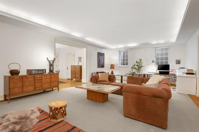 $1,600,000 | 2400 Pillsbury Avenue, Minneapolis, MN 55404